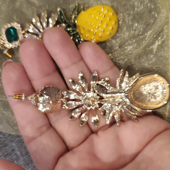 Pineapple earrings - Picture 4 of 5